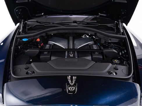 New 2026 Rolls-Royce Cullinan Black Badge image 57