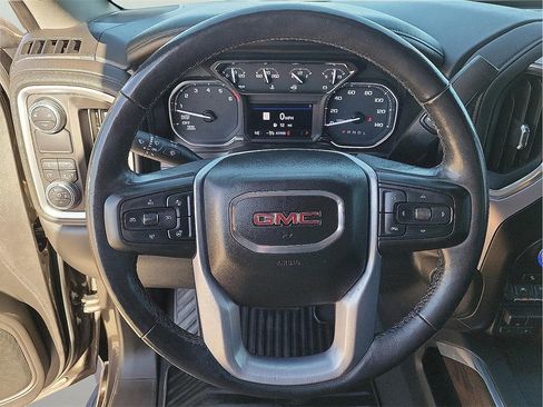 Used 2019 GMC Sierra 1500 SLT image 16