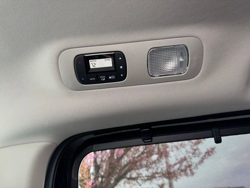 New 2026 Honda Odyssey EX-L image 11