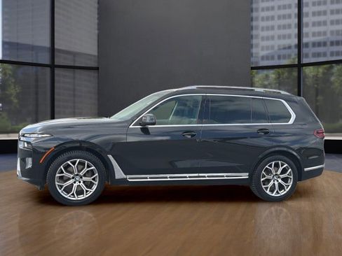Used 2025 BMW X7 xDrive40i w/ Premium Package AWD/4WD image 13