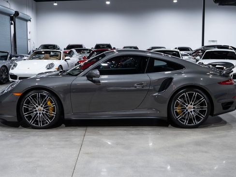 Used 2014 Porsche 911 Turbo S AWD/4WD image 3