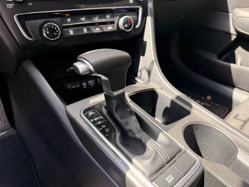 Used 2018 Kia Optima LX image 8