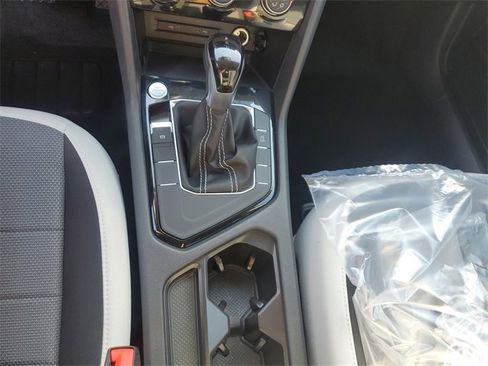 New 2025 Volkswagen Taos S image 23