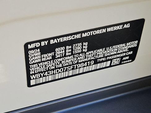 Used 2025 BMW i4 xDrive40i w/ Parking Assistance Package image 27