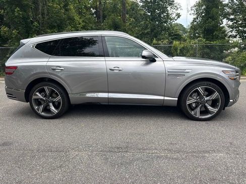 Used 2025 Genesis GV80 3.5T Prestige AWD/4WD image 12