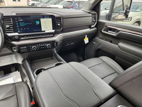 Used 2025 Chevrolet Silverado 3500 LTZ w/ Trail Boss Package AWD/4WD image 14