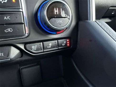 Used 2024 Chevrolet Suburban Premier w/ Premium Package image 49