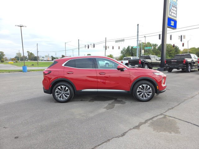 Used 2025 Buick Envision Preferred AWD/4WD image 5
