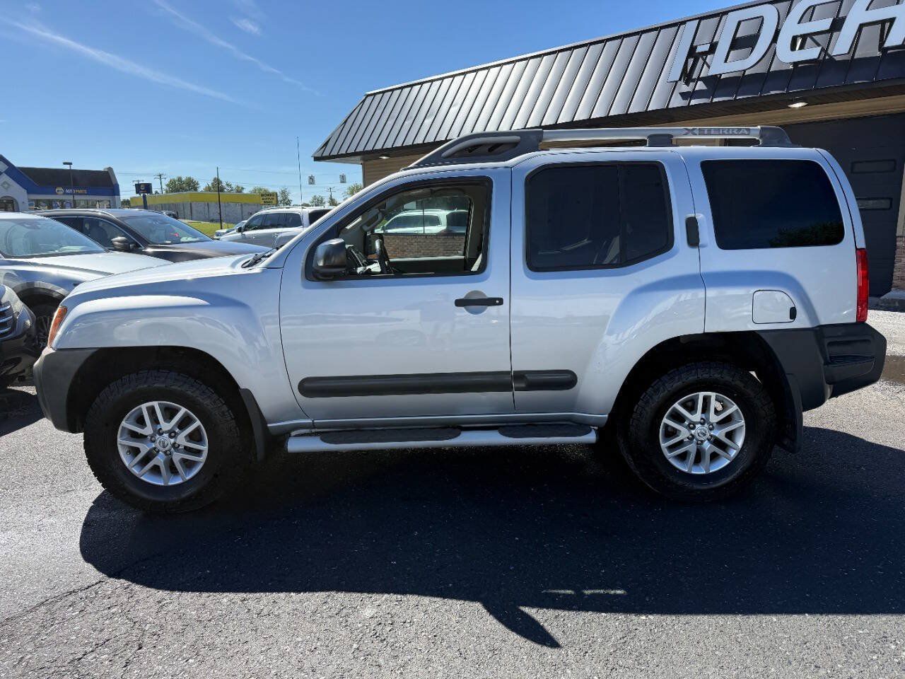 Used 2015 Nissan Xterra S w/ Value Package AWD/4WD image 8