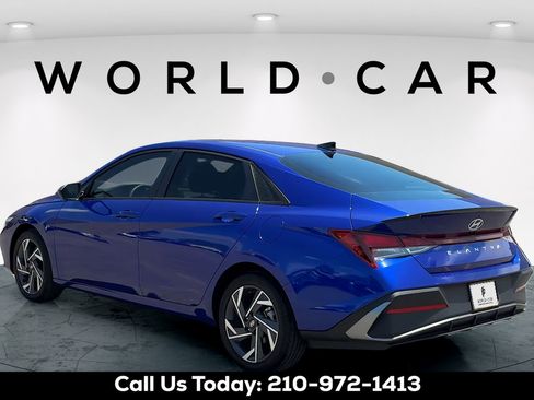 Certified 2025 Hyundai Elantra Sport FWD image 5