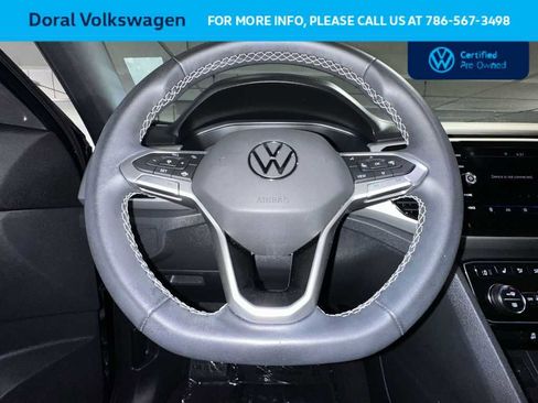 Certified 2023 Volkswagen Atlas Cross Sport SE FWD image 15