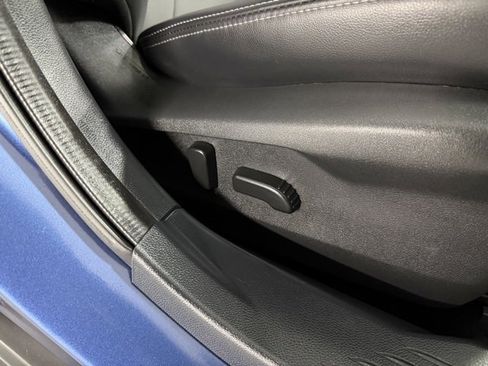 Used 2021 Subaru Outback Limited image 27