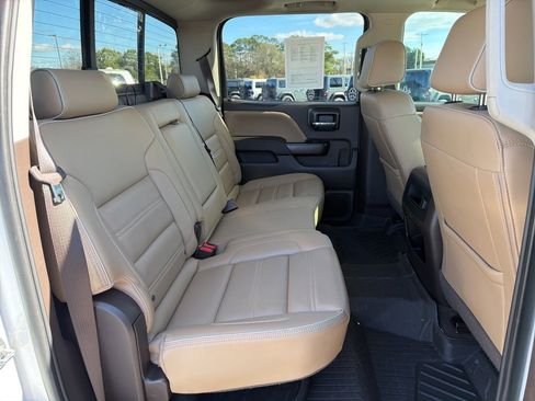 Used 2018 GMC Sierra 3500 Denali w/ Duramax Plus Package image 17