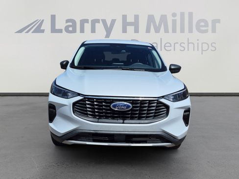 Used 2025 Ford Escape Active image 26