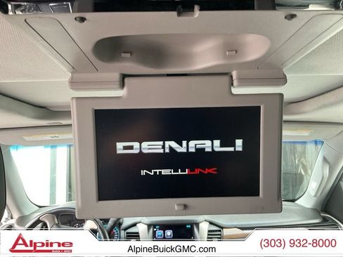Used 2020 GMC Yukon XL Denali w/ Denali Ultimate Package AWD/4WD image 18