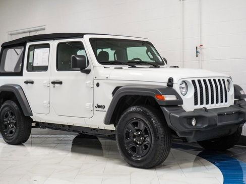 Used 2024 Jeep Wrangler Sport image 5