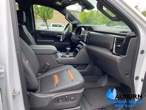 Used 2025 GMC Sierra 1500 AT4 AWD/4WD image 15