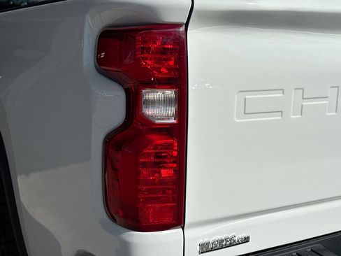 Used 2020 Chevrolet Silverado 2500 W/T image 32