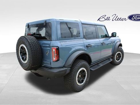 New 2025 Ford Bronco Badlands image 3