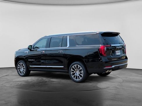 New 2026 GMC Yukon XL Denali w/ Sun & Power Step Package AWD/4WD image 6