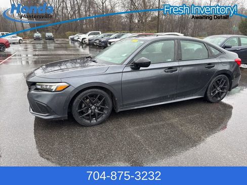 Used 2023 Honda Civic Sport image 5