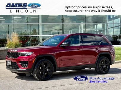 Used 2023 Jeep Grand Cherokee Altitude
