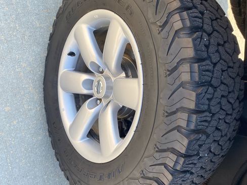 Used 2013 Nissan Titan SV image 13