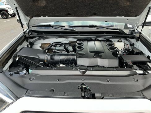 Certified 2024 Toyota 4Runner SR5 image 21