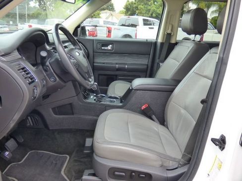 Used 2018 Ford Flex SEL w/ Equipment Group 202A FWD image 25