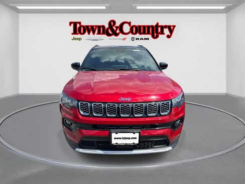Certified 2025 Jeep Compass Limited AWD/4WD image 2