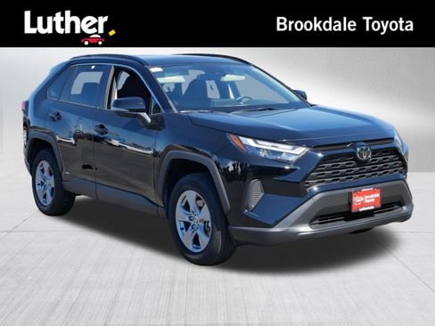 Certified 2025 Toyota RAV4 XLE w/ Convenience Package AWD/4WD image 1