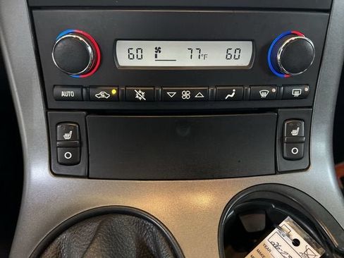 Used 2006 Chevrolet Corvette Convertible w/ Preferred Equipment Group RWD image 18