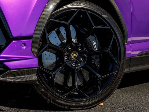 Used 2024 Lamborghini Urus Performante image 5