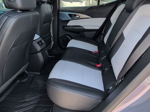 New 2026 Chevrolet Equinox EV LT image 7