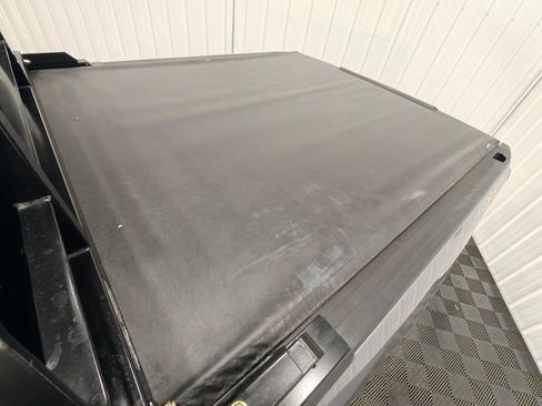 Used 2019 Chevrolet Silverado 1500 LTZ w/ LTZ Premium Package AWD/4WD image 26