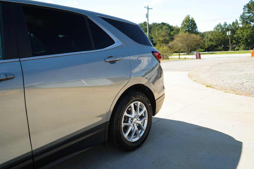 Used 2024 Chevrolet Equinox LT FWD image 21