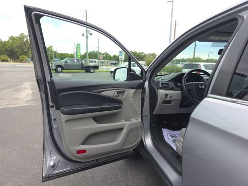 Used 2017 Honda Pilot EX-L image 9