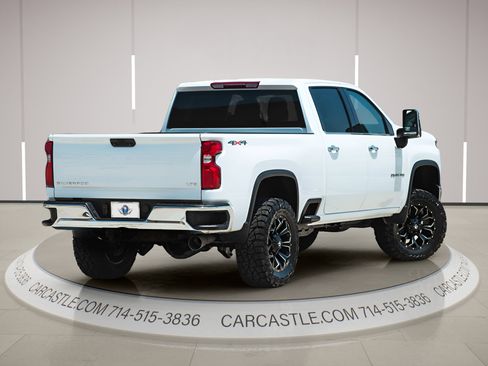 Used 2023 Chevrolet Silverado 2500 LTZ image 3