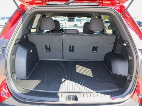 New 2027 GMC Terrain Elevation w/ LPO, Floor Liner Package AWD/4WD image 5