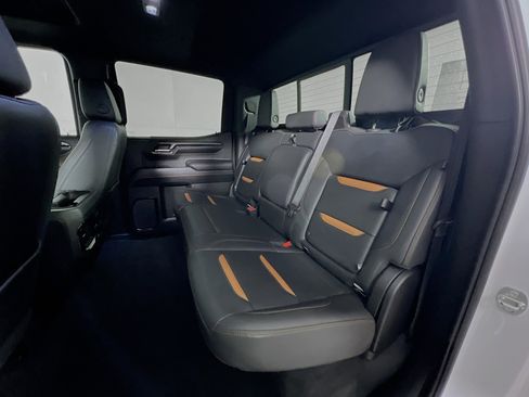 Used 2022 GMC Sierra 1500 AT4 w/ AT4 Premium Package image 29