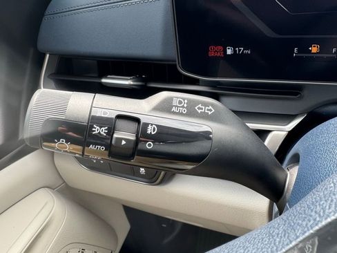 New 2026 Kia Carnival SX Prestige image 24