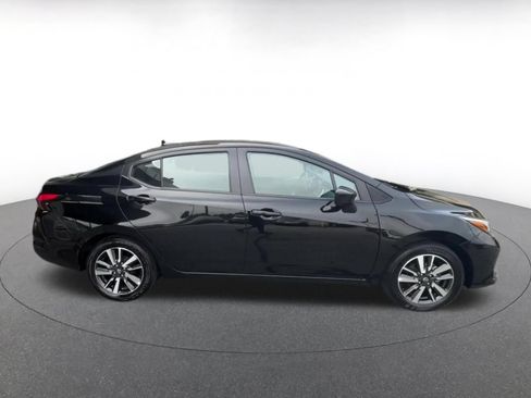 Used 2025 Nissan Versa SV FWD image 15