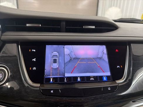 Used 2022 Cadillac XT6 Premium Luxury w/ Technology Package image 27