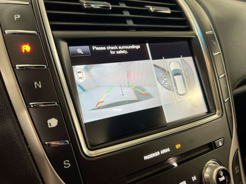 Used 2016 Lincoln MKX Reserve w/ Technology Package AWD/4WD image 16