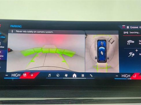 Used 2025 BMW X7 M60i image 51