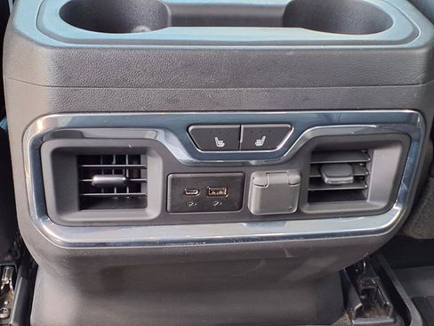 Used 2021 Chevrolet Silverado 1500 LTZ AWD/4WD image 16