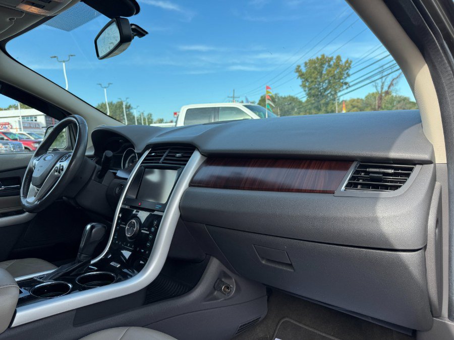 Used 2013 Ford Edge Limited AWD/4WD image 32