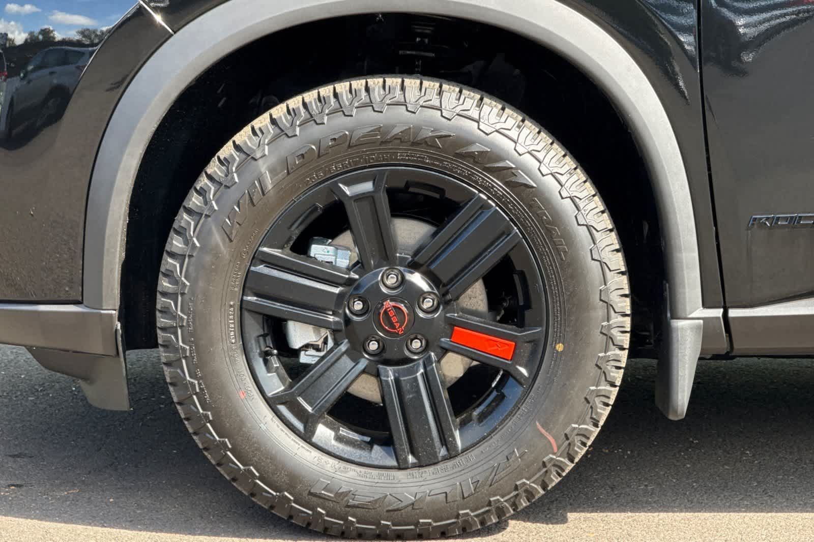 New 2026 Nissan Rogue SV AWD/4WD image 26