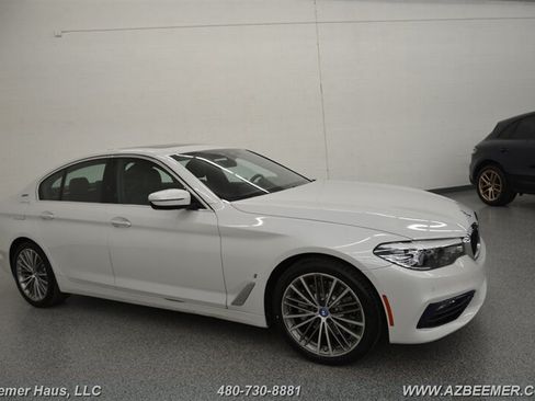 Used 2018 BMW 530e RWD image 8