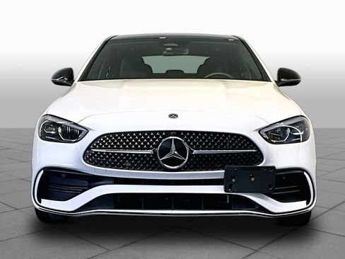 Used 2023 Mercedes-Benz C 300 4MATIC Sedan image 4